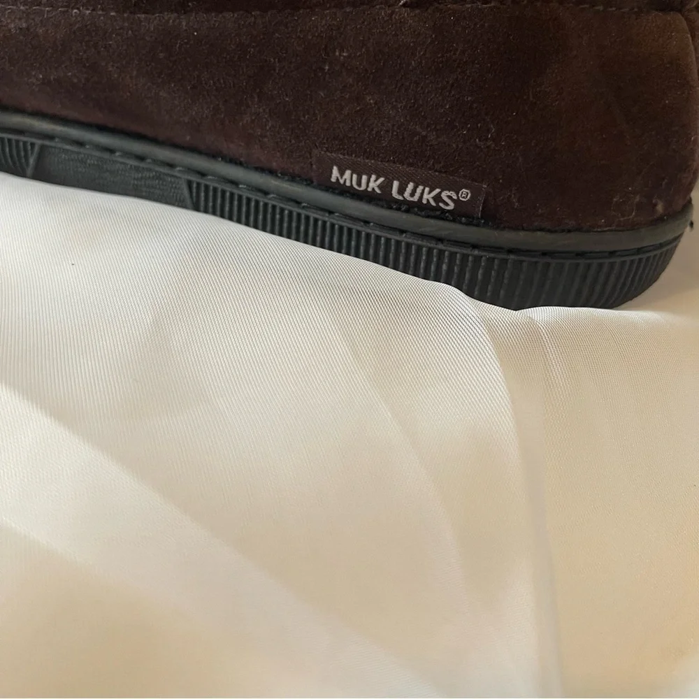Men's MUK LUKS Brown Eric Memory Foam Moccasin Slippers Brown-Medium(10/11)